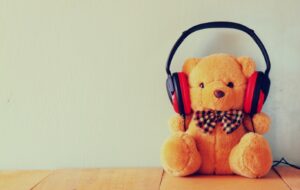 Rekomendasi 7 Lagu Barat Soal Perpisahan dari Era Gen-Z