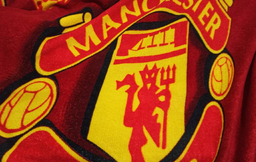 Tiada yang Lebih Layak Lapor Polisi ketimbang Fans MU yang Sering Di-bully Terminal Mojok