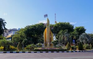 5 Hal Konyol yang Bisa Kalian Temukan di Jalanan Kota Surabaya