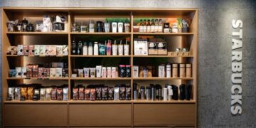 5 Produk Starbucks selain Makanan dan Minuman yang Sebaiknya Dibeli Terminal Mojok