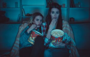 6 Rekomendasi Film Horor Lawas Thailand yang Tak Boleh Dilewatkan