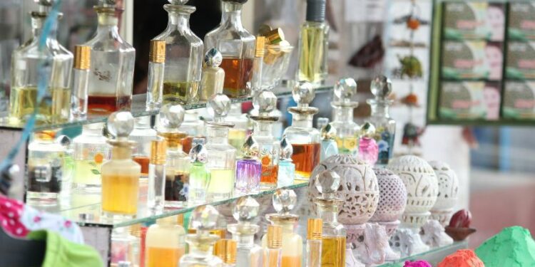 6 Rekomendasi Parfum Wanita Murah di Bawah 20 ribu Terminal Mojok
