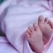 6 Hal yang Harus Dihindari Saat Menjenguk Bayi