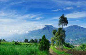 Hikmah di Balik Mitos-mitos Gunung Arjuno