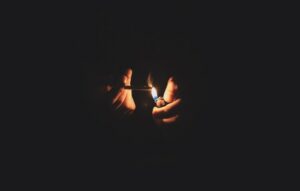 Rokok Murah dan Perkara Humanis Para Perokok Kelas Bawah
