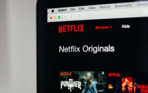10 Serial Netflix yang Wajib Ditonton Minimal Sekali Seumur Hidup