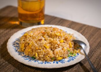 4 Dosa Saat Masak Nasi Goreng yang Nggak Disadari Terminal Mojok