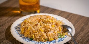 4 Dosa Saat Masak Nasi Goreng yang Nggak Disadari Terminal Mojok