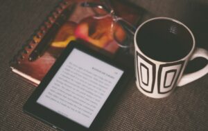 5 Aplikasi Baca Buku Digital yang Murah dan Legal