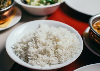 5 Dosa Saat Masak Nasi yang Sering Kita Lakukan Terminal Mojok