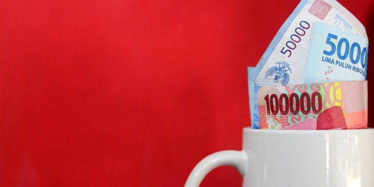 Jadi Bandar Arisan Itu Berat, Kamu Nggak Akan Suka