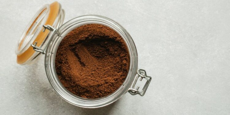 Bubuk Kopi, Penghilang Bau Tak Sedap Setelah Menyembelih Hewan Kurban Terminal Mojok