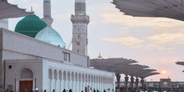 Culture Shock Orang Jawa Ketika Pertama Kali ke Mekkah dan Madinah Terminal Mojok