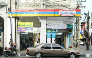 Meski Harganya Mahal, Kita Wajib Bersyukur 5 Barang Ini Dijual di Indomaret