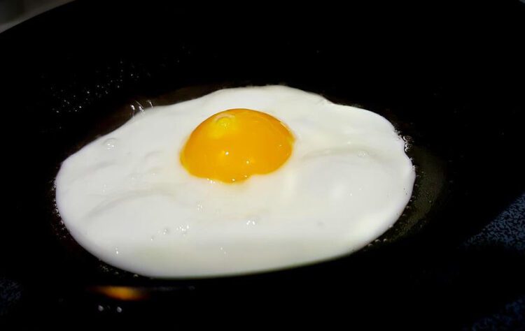 4 Ide Olahan Telur yang Praktis dan Nggak Ribet, Cocok buat Anak Kos!