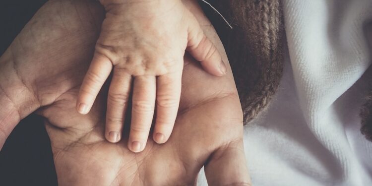 Ilmu Parenting Hanya untuk Orang Kaya? Ngawur! anwar zahid