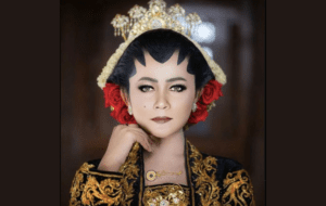 Malam 1 Suro: Momen Paling Pas Merayakan Pesona Suzzanna