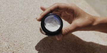 3 Rekomendasi Skincare yang Mampu Hilangkan Bekas Cacar Air Terminal Mojok