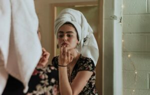 5 Kandungan Skincare yang Mampu Cerahkan Kulit Wajah, Bye-bye Buluk!