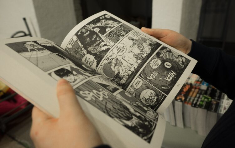 Hargai Para Mangaka dengan Tidak Membaca Manga Ilegal