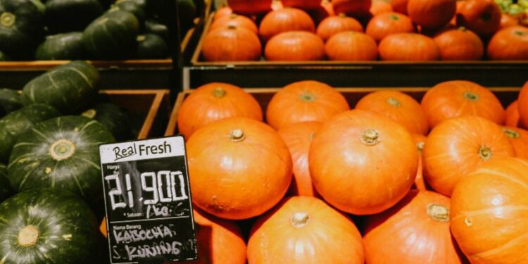 Cara Agar Dagangan Cepat Laris Gunakan Strategi Psikologis Ini Terminal Mojok