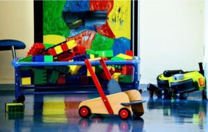Sebelum Menitipkan Anak, Pahami 3 Hal tentang Daycare Ini Terlebih Dahulu