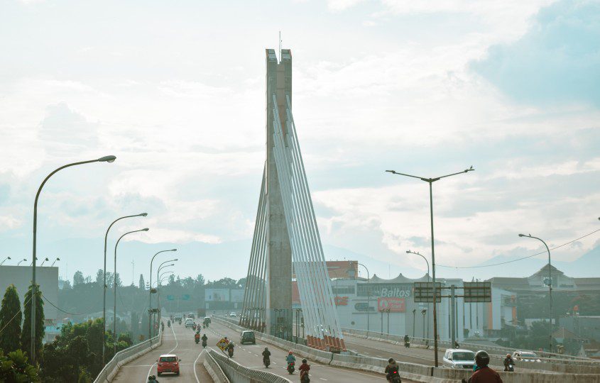 Kota Bandung Tak Mungkin Selamat dari Kemacetan Meski Jadi Lautan Flyover (Unsplash.com)