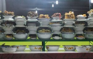 Mempertanyakan Keaslian Rumah Makan Padang