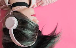 Unpopular Opinion: Belajar Bahasa Inggris lewat Lagu Itu Nggak Recommended