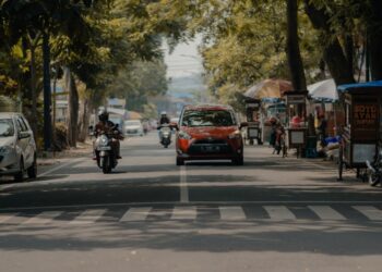 Kota Malang Hari Ini: Problem Kemacetan dan Tamu-tamu Peradaban angkot