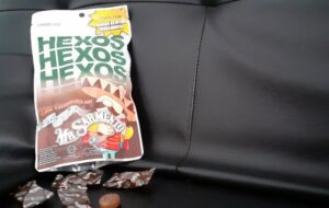 5 Keanehan Hexos Mr Sarmento, Permen yang Bikin Nostalgia