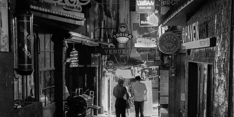 5 Pasutri yang Terjebak dalam Drama Korea yang Salah Terminal Mojok