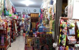7 Jajanan Jadul yang Mulai Langka di Warung Kelontong