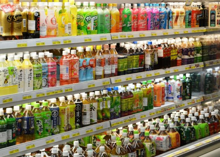 9 Teh Kemasan yang Dijual di Indomaret dengan Kandungan Gula Terendah hingga Tertinggi Terminal Mojok
