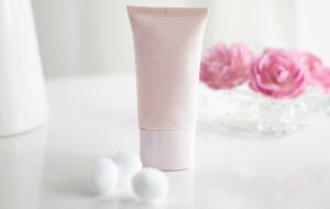 Kesan Pertama Saya Mencoba OMG Oh My Glow Peach Glowing Series, Skincare yang Lagi Viral