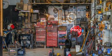 Motor Bebek Makin Dekat ke Gerbang Senjakala_ (Unsplash.com)