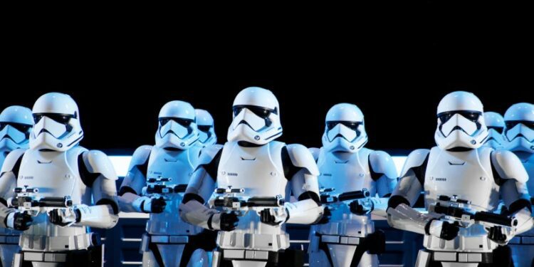 PNS Brengsek Tendang Motor Perempuan (Unsplash.com)