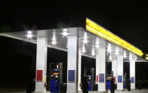 Buying Frenzies BBM: Kode-kode Pemerintah dan Berita Kejar Setoran yang Nyusahin Rakyat