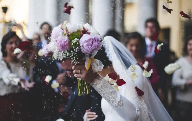 10 Lagu Bahasa Inggris yang Cocok untuk Pernikahan