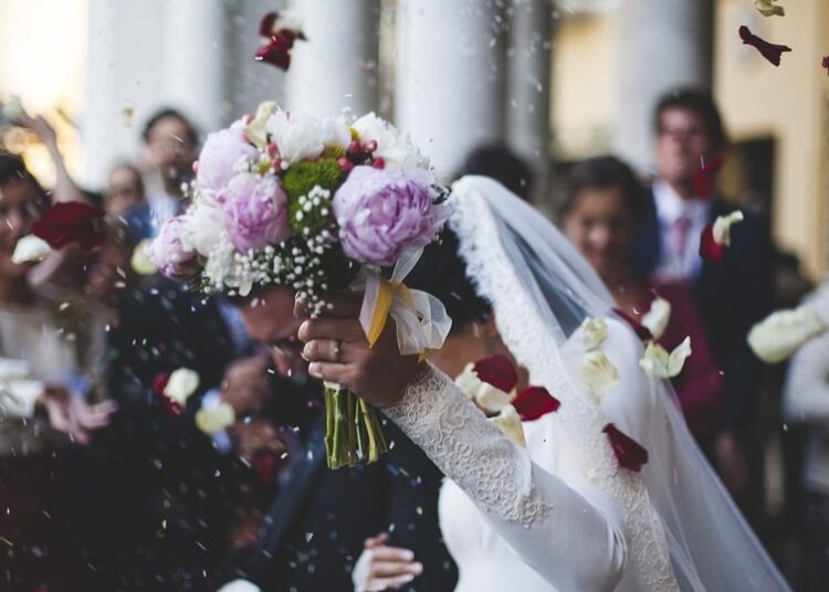 10 Lagu Bahasa Inggris yang Cocok untuk Pernikahan