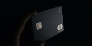 Untung Rugi Kartu Kredit yang Perlu Diketahui Sebelum Memutuskan Apply ke Bank Terminal Mojok