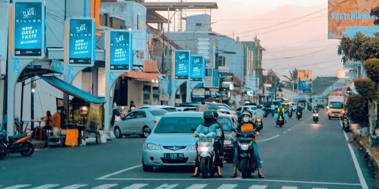 5 Kelakuan Pengendara Mobil yang Bikin Emosi Pengendara Motor Terminal Mojok