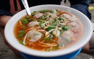 Para Tour Guide, Jangan Rekomendasikan 5 Makanan Ini kepada para Bule