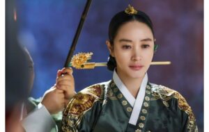 Ratu Im Hwa Ryeong, Sosok Ibu Berani dalam Drakor Under The Queen’s Umbrella
