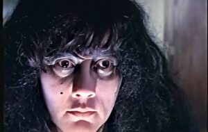 Merayakan Halloween, Merayakan Suzzanna dan Mitosnya
