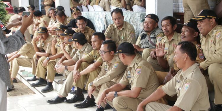 4 Alasan PNS Enggan Mengambil Tugas Belajar Terminal Mojok