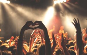 5 Konsekuensi yang Bakal Ditimbulkan Gara-gara Kericuhan Konser NCT 127 Semalam