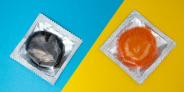 Kenapa sih Bungkus Kondom Harus Mirip Permen dan Diletakkan di Dekat Kasir Minimarket Terminal Mojok
