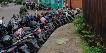 Menebak Lokasi Parkir Anak SMP yang Naik Motor ke Sekolah Terminal Mojok