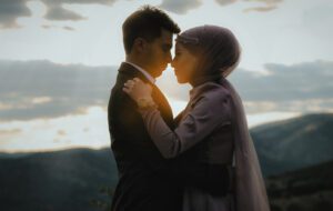 Praktik Akad Nikah di Sekolah Nggak Berfaedah, yang Lebih Penting Masih Banyak!